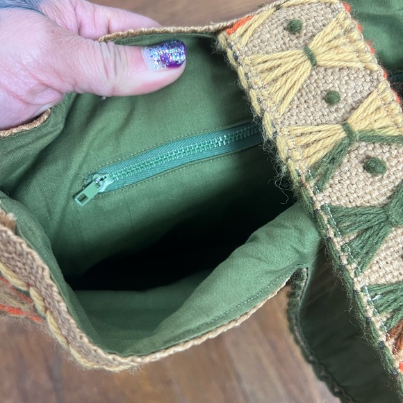 70’s VINTAGE Handcrafted Natural Burlap Multicolor Yarn Handbag Purse Tote Bag - Picture 9 of 10